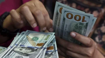 سعر صرف الدولار مقابل الجنيه يتراجع اليوم السبت 13 ديسمبر 2025